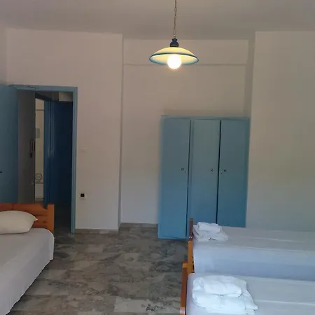 Panos Studios Poros Town Exterior photo